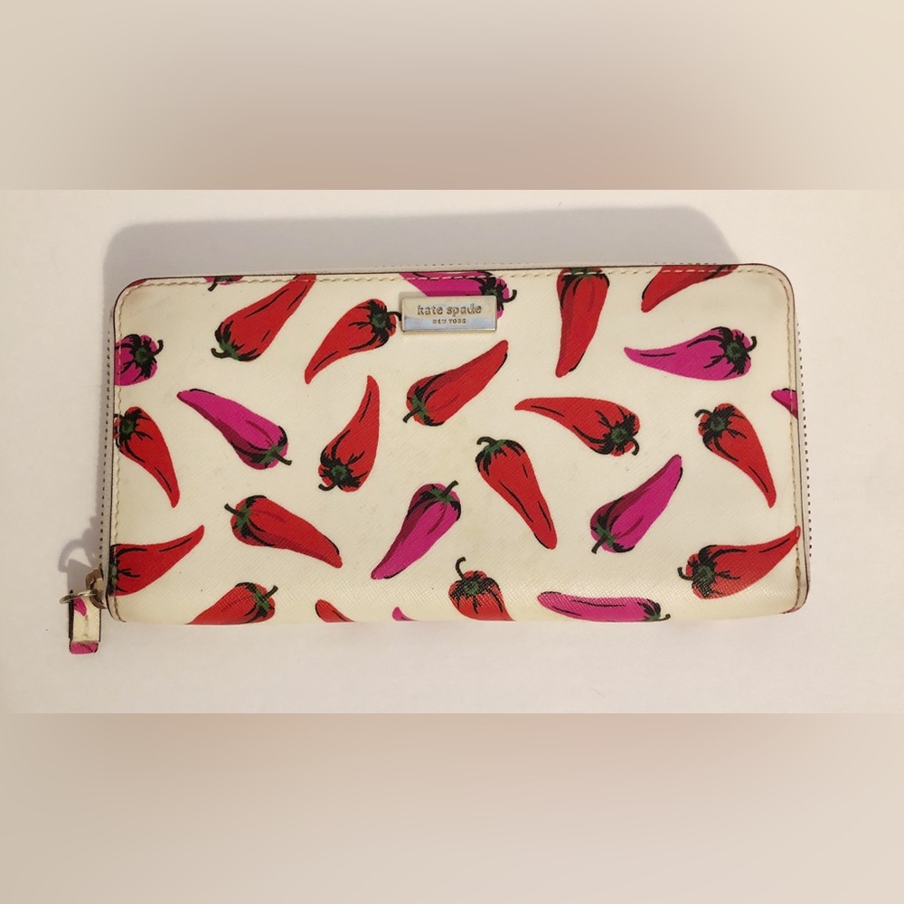 🌶️ Kate Spade New York Large Wallet Billfold Hot Pepper Neda Pink Red White 🌶️